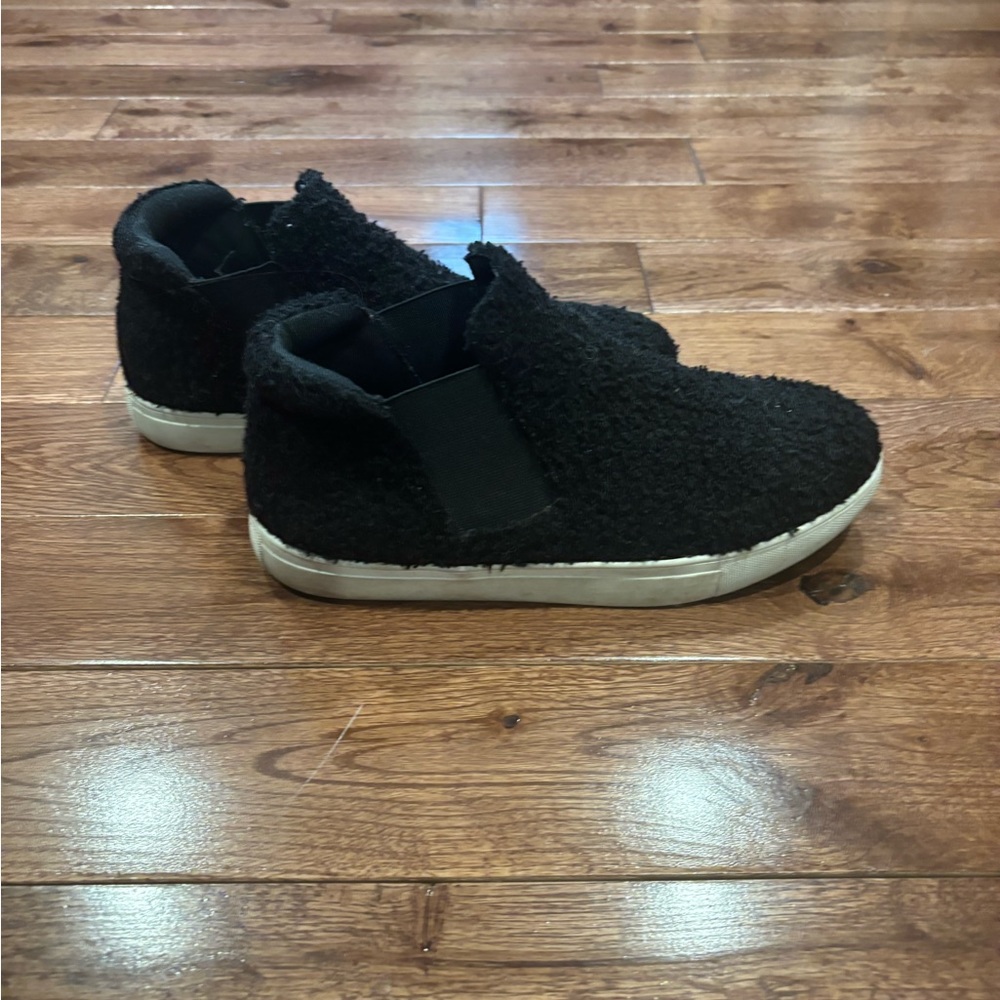 Coconuts by Matisse Black Teddy Sherpa Slip-On Sneakers